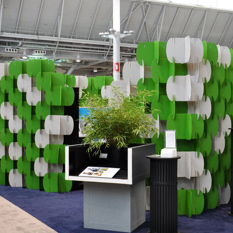 modular partitions made form modular room divider in green and white