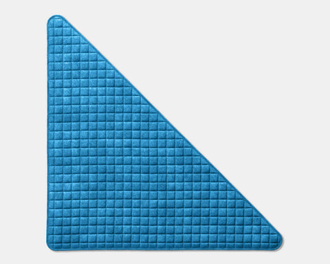 quiltforms grid triangle 54 pool blue | MIO Culture