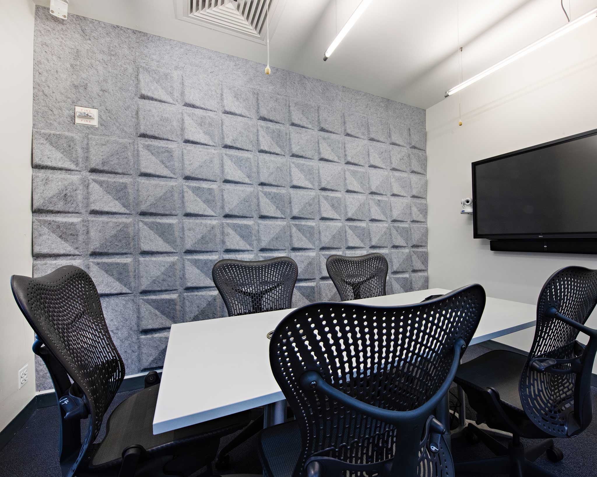 Mio Quad Feltforms Acoustic Wall Panels - Closeup Detail in Meeting Room Setting