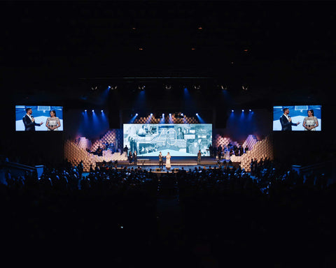 Large-scale Nomad System room divider installation for stage design showing impressive architectural possibilities