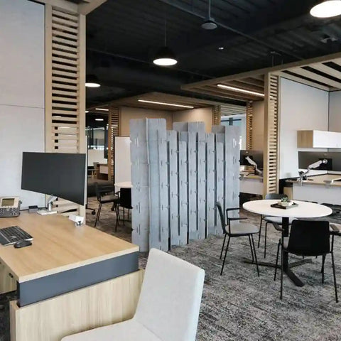 White Nomad System Felt PRO in middle of office.